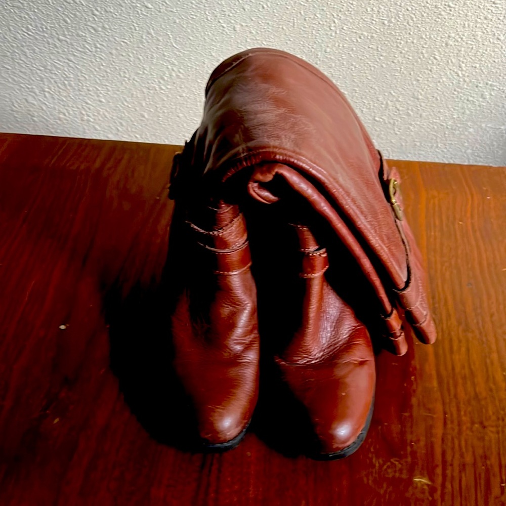 Mossimo supply co. brown leather boots size 7 1/2